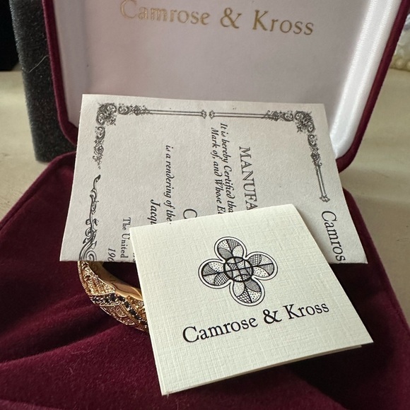 Camrose and Kross gold toned bangle - Picture 3 of 10